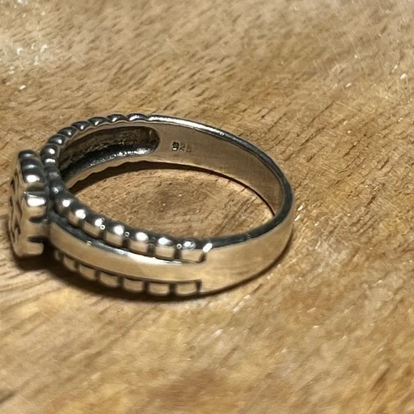 *SOLD* Cross 925 Sterling Silver Ring - Picture 7 of 12